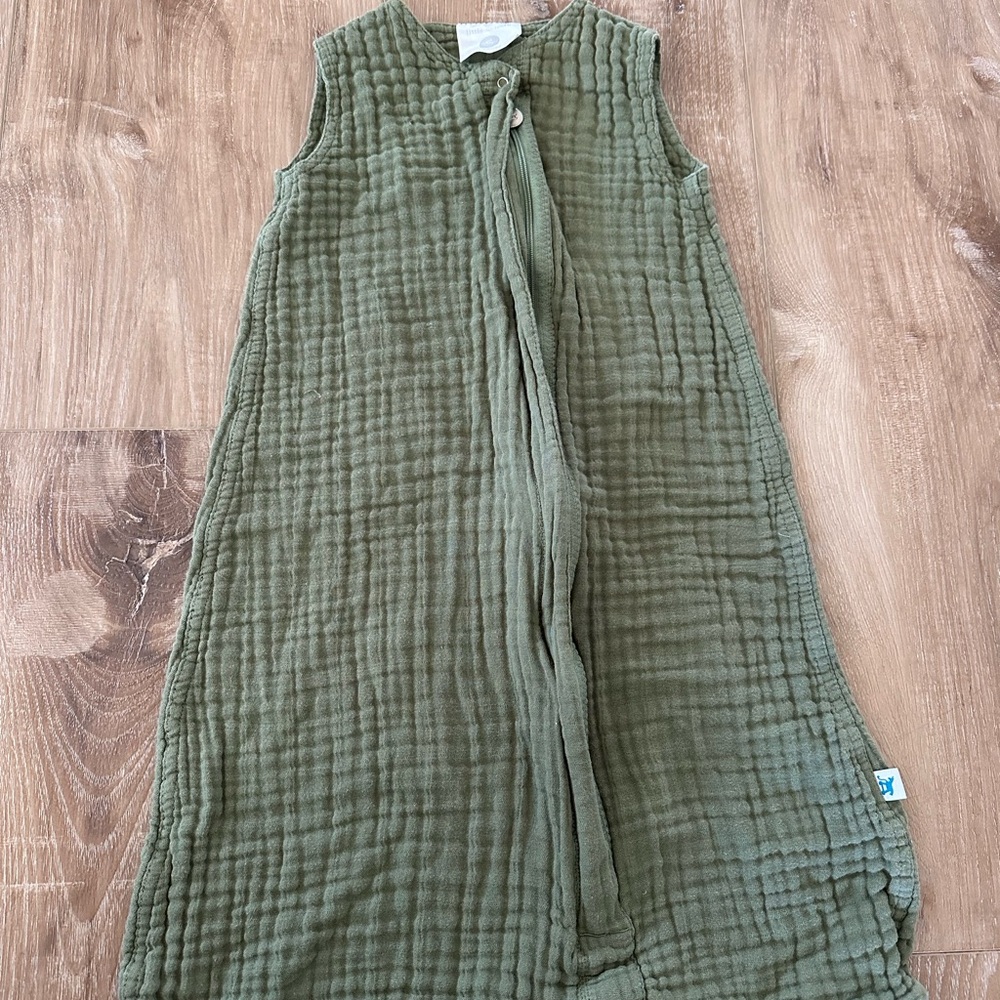 Green Sleeveless Muslin Baby Sleep Sack